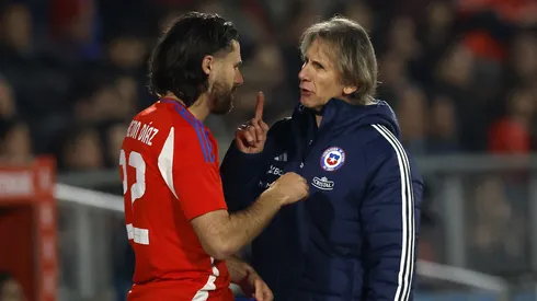 Pato Yáñez y Guarello se agarran tras el cambio de Brereton en Chile.