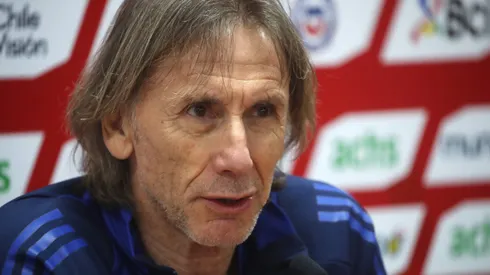 Gareca recibió el apoyo de Valdivia tras las críticas de Vidal en el partido ante Argentina