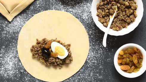 Empanada de pino chilena.