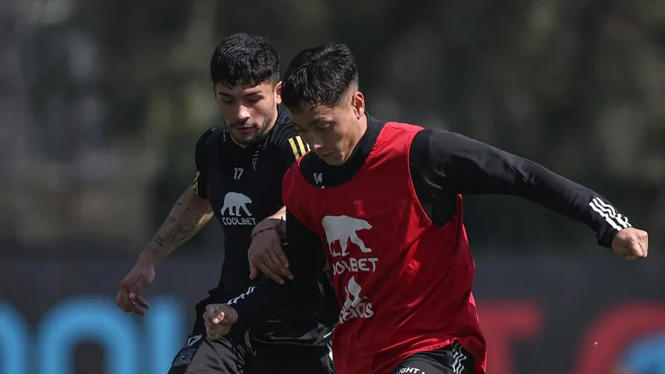 Riquelme tendrá su debut en Colo Colo según lo que señaló Jorge Almirón