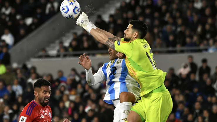 Arias estuvo flojo en dos goles que le metieron a Chile