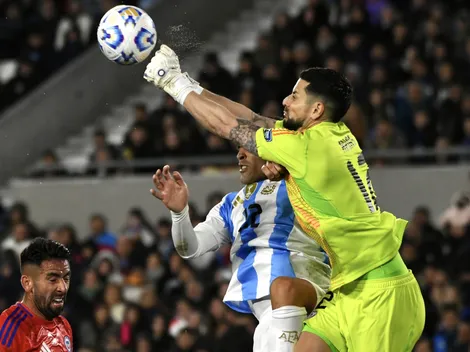 La reacción de Claudio Bravo a la primera formación de Chile tras su retiro