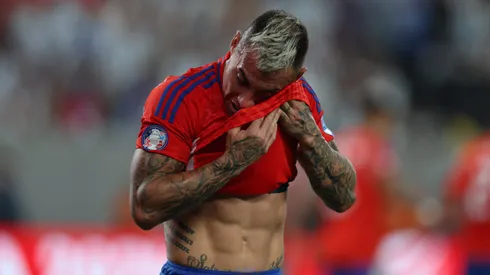 Chile va por un triunfo a Buenos Aires.