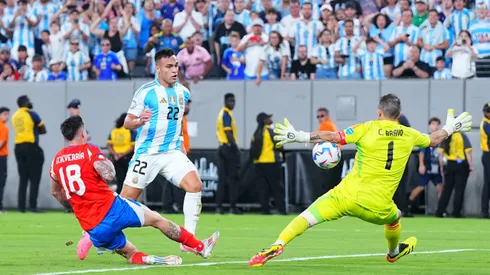 Lautaro Martínez le marcó a Chile en la Copa América.