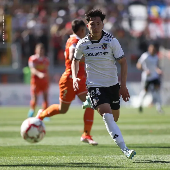 Leandro Hernández sumó su primer partido como titular con el Cacique. Foto: Comunicaciones Colo Colo.