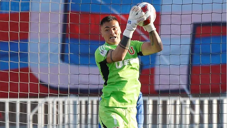 Cristóbal Campos está hospitalizado en la Posta Central.