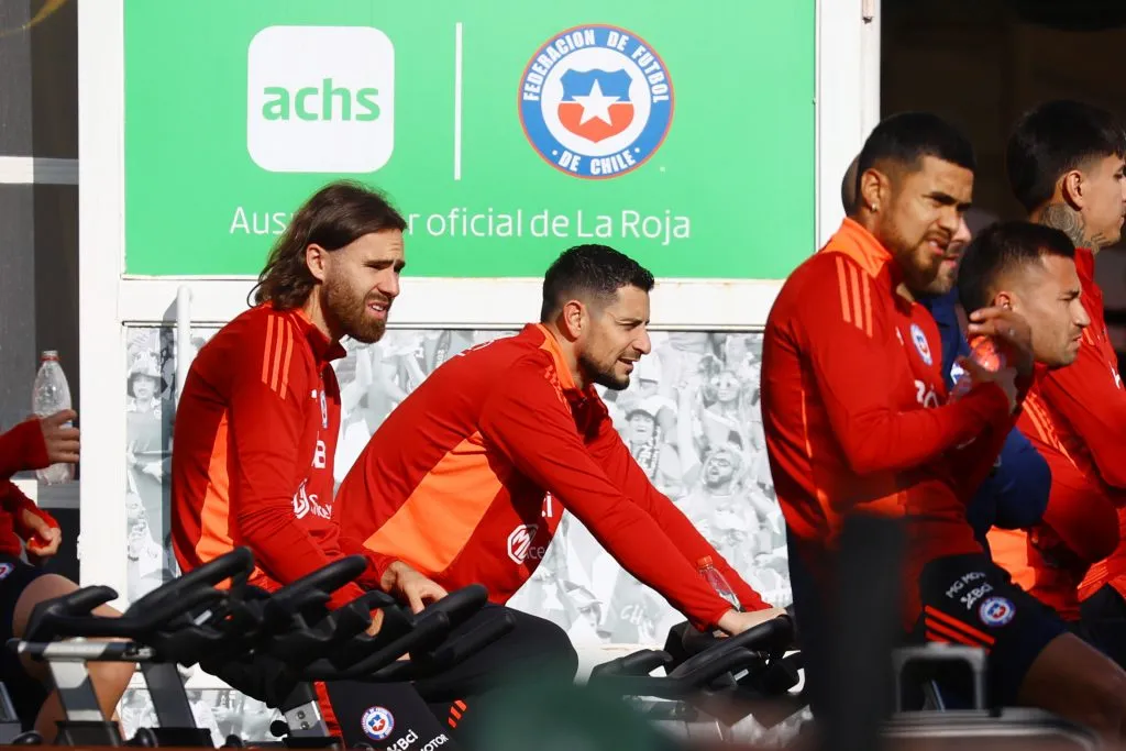 La Roja se prepara para el viaje a Argentina. Foto: Marcelo Hernandez/Photosport