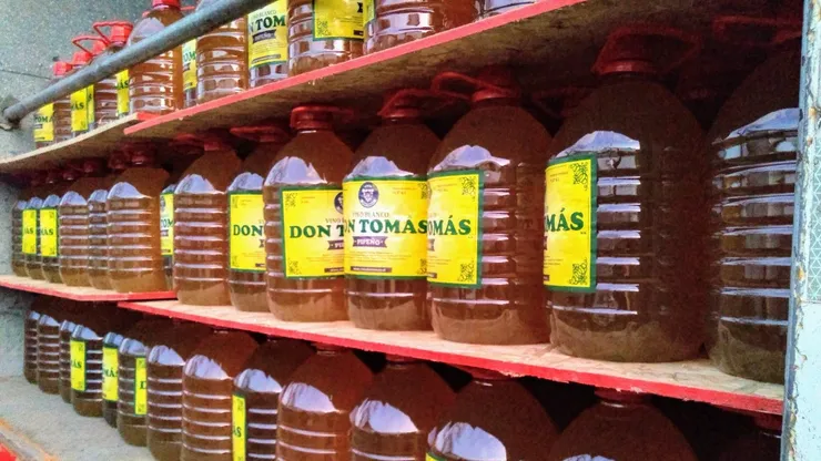 Esta bebida es tradicionalmente usada para la elaboración del "terremoto".