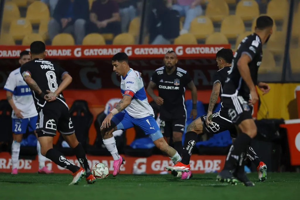 Colo Colo recibirá a Universidad Católica cuatro días antes del partido con River Plate. Foto: Photosport.