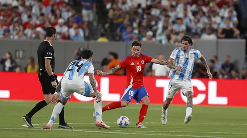 El duelo entre La Roja y Argentina será uno de los 6 encuentros que podrás ver por CHV.