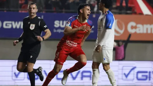 David Romero celebra su gol ante Audax.