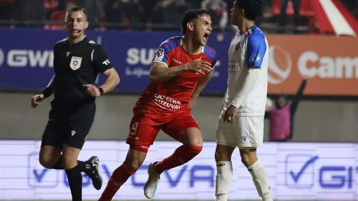 David Romero celebra su gol ante Audax.