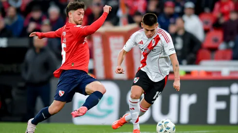 Felipe Loyola vuelve a destacar con Independiente en empate con River.