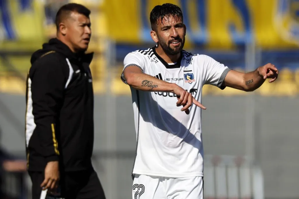 Almirón le da descanso al Huaso Isla.