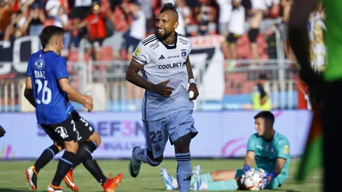 Vidal le marcó a Huachipato en la Supercopa.