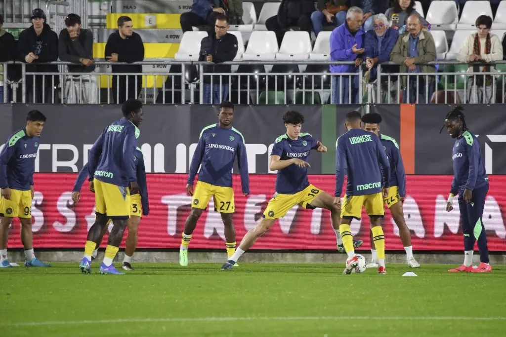 Damián Pizarro estuvo en la banca en la derrota del Udinese. Foto: IMAGO.