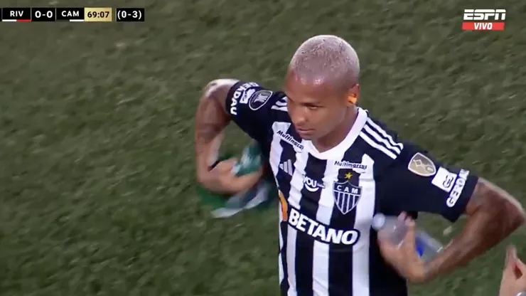 Deyverson, de Atlético Mineiro, se burló de River