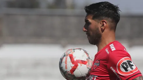 Ismael Sosa prende el partido con la U.