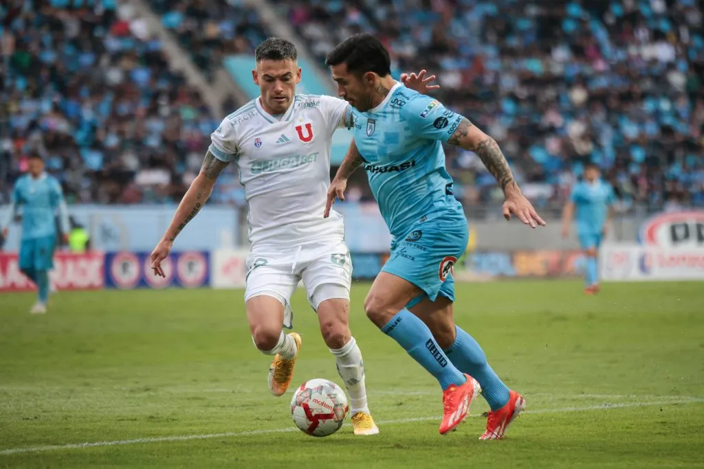 Charles Aránguiz destaca que ni en la derrota con Iquique el plantel se desmotivó. Foto: Johan Berna/Photosport