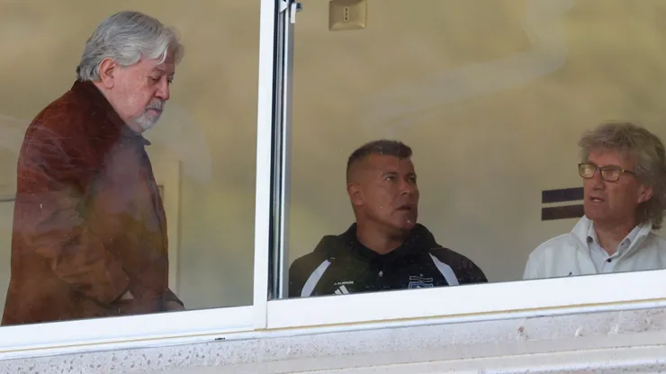Jorge Almirón es apuntado.