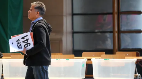 Revisa si debes excusarte solo un día o ambos días en las elecciones 2024.