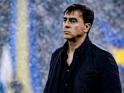 Gustavo Quinteros castiga a jugador de Vélez que lo trató de "cagón"