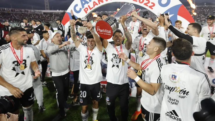 Colo Colo jugará con la copa ante Iquique.