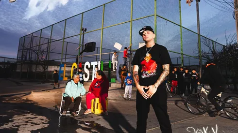 El artista estrenó su primer álbum.