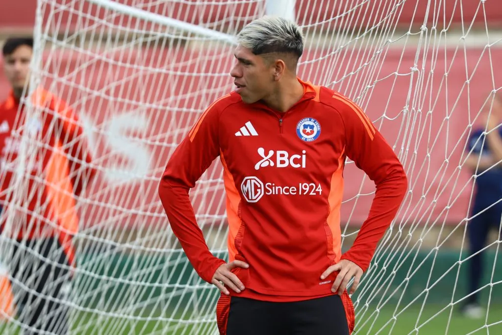 “Hay que entender la conversación que tuvo con Gareca”, dice Ronald Fuentes sobre la polémica de Carlos Palacios en la Roja | Photosport