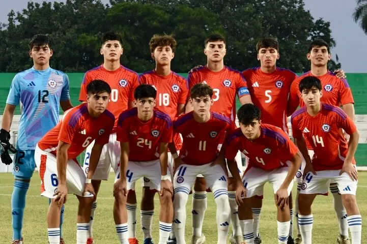 La selección chilena Sub 15 sufrió una baja de última hora de un jugador del extranjero. Foto: Comunicaciones FFCh.
