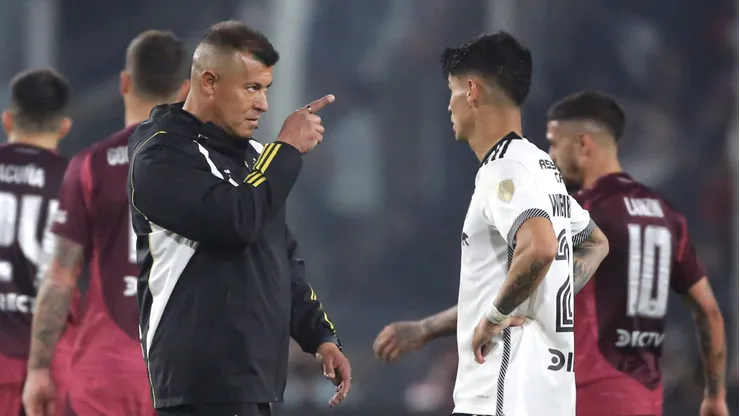 Almirón ya mira el plantel 2025