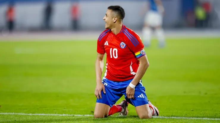 Alexis Sánchez sigue alejado de la Roja por una lesión