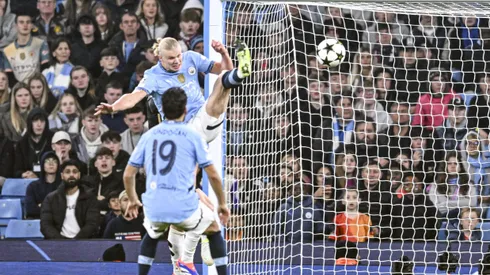 Erling Haaland anotó uno de los goles más llamativos en lo que va de UEFA Champions League.