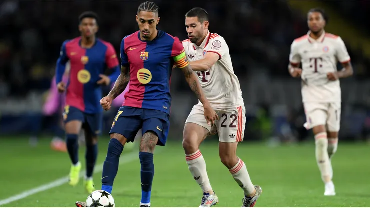 Raphinha fue figura en goleada de Barcelona al Bayern en Champions League.