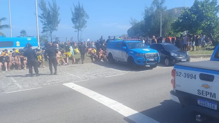 Los hinchas de Peñarol no lo han pasado bien en Río de Janeiro.