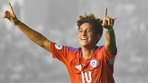 Zidane quiere seguir jugando por la Roja