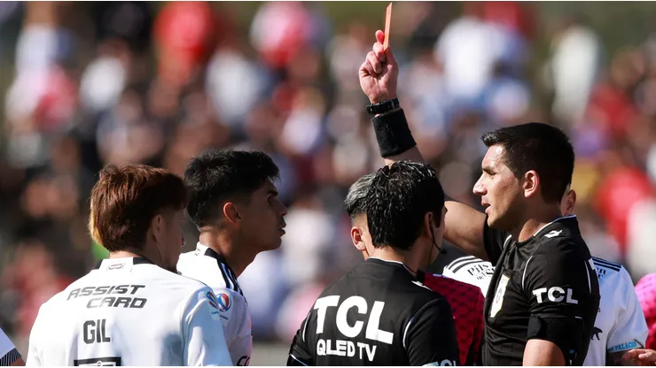El informe arbitral de Mathias Riquelme provoca nueva denuncia contra Colo Colo.