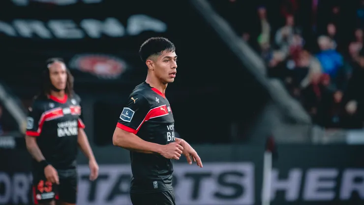 Darío Osorio en el juego entre Midtjylland y Copenhagen, en la Superliga 2024/25.