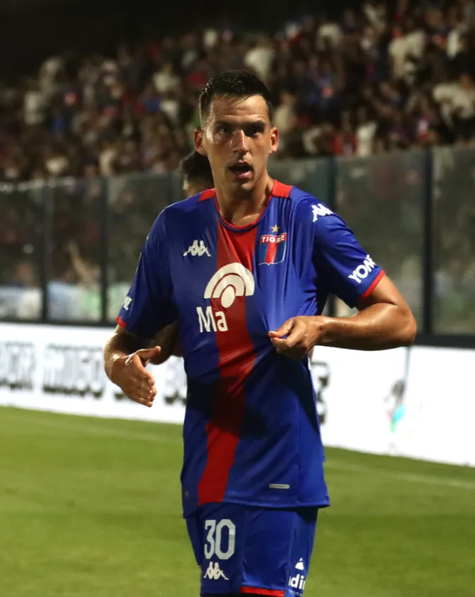 Así festejó Nehuén Paz el gol ante Boca Juniors. (Foto: Tigre).