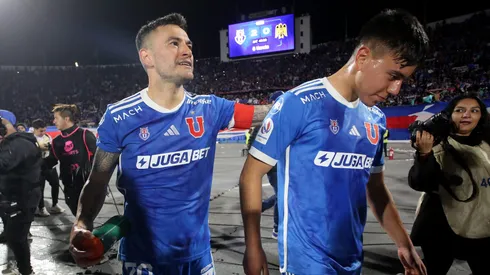 Charles Aránguiz es un ejemplo para los más jóvenes del plantel profesional de Universidad de Chile.
