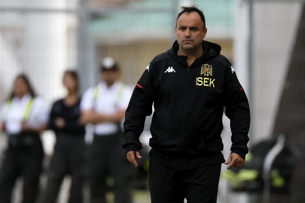 José Luis Sierra en el estadio Nicolás Chahuán Nazar. (Andrés Piña/Photosport).