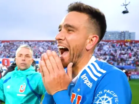 Álvarez como en la caja el supermercado para abrazar al héroe azul