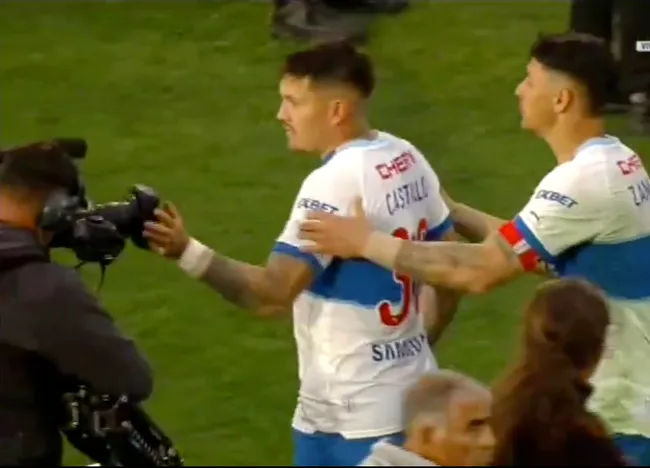 La agresión de Nico Castillo a camarógrafo de TNT Sports