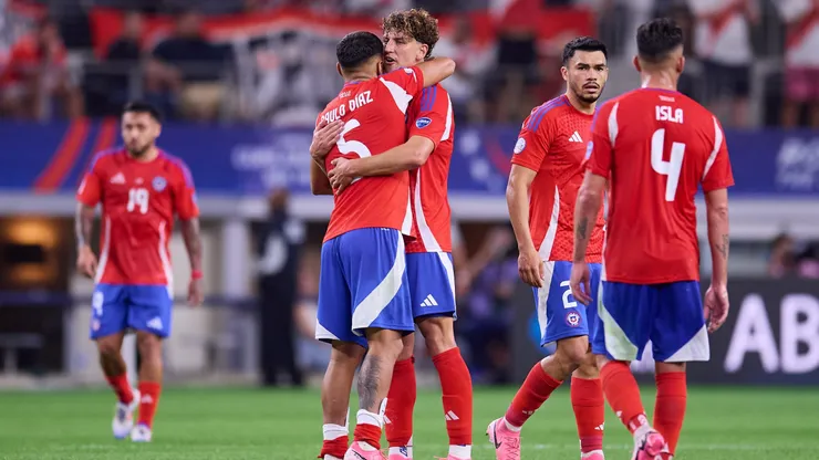 La Roja de Gareca no levanta cabeza.