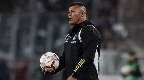 Almirón indicó que se preocupa por el clásico universitario