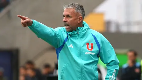 El DT de la U asegura que transforma la presión en la previa del Clásico Universitario.