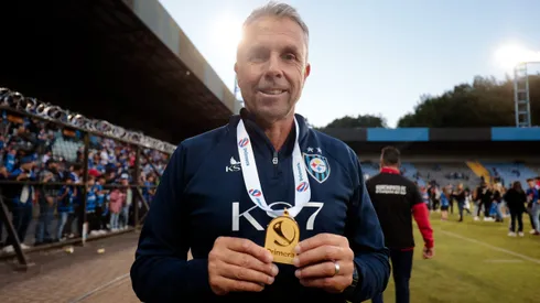 Gustavo Álvarez fue campeón con Huachipato el año pasado: iba a dos puntos de Cobresal a tres fechas del final, igual que ahora