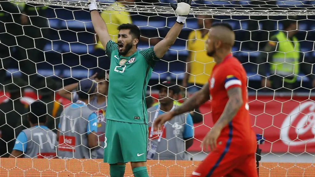 Johnny Herrera ácido otra vez con Vidal, su ex compañero en la selección chilena.