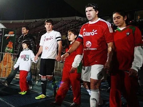 Salas y Messi en un evento el 2011