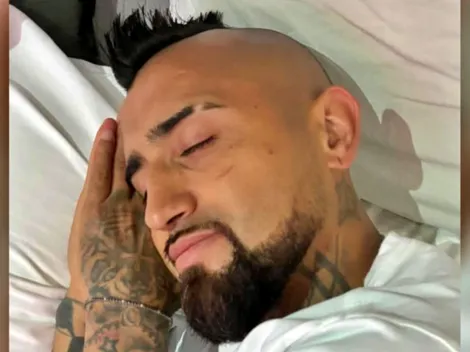 Diario Olé se burla de Vidal tras dormirse como puntero